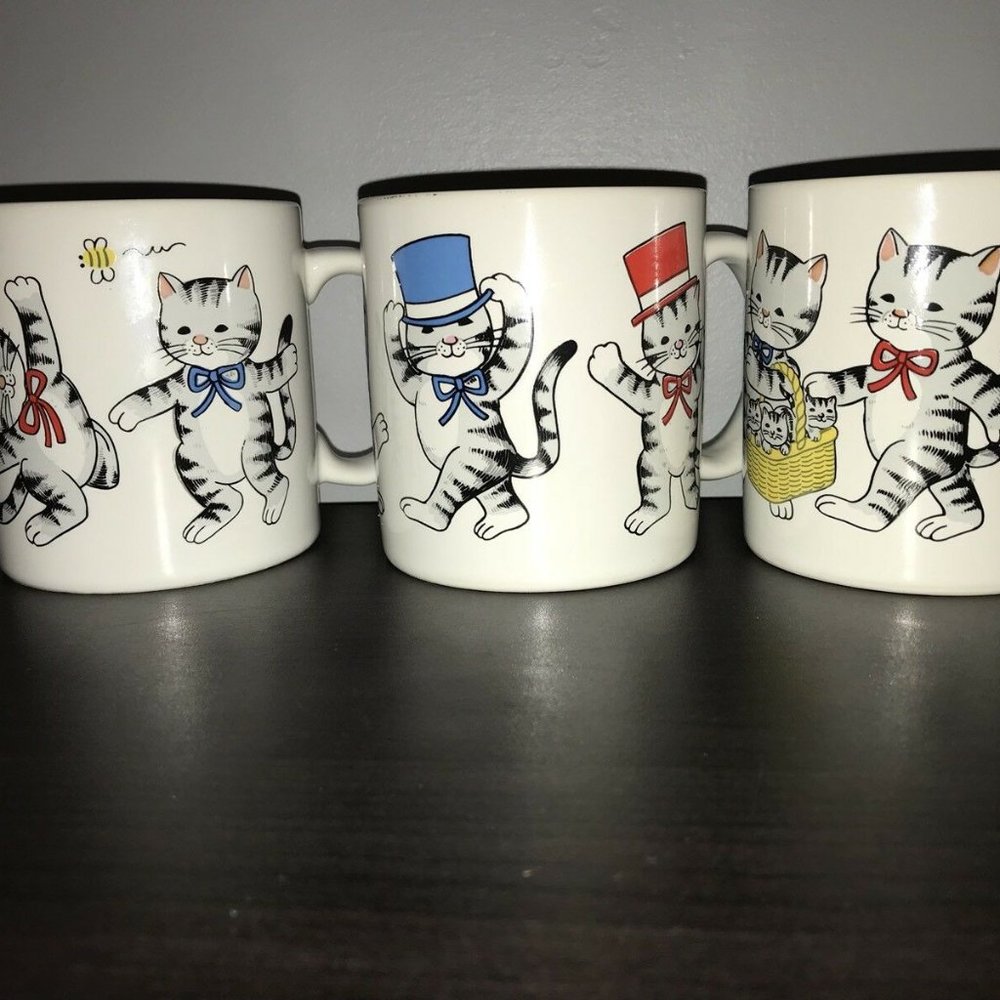 Set of 3  Vintage Kitty Cat Mugs